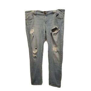SOHO New York & Company Women's Stretch Jeans Size 16 Boyfriend Distressed